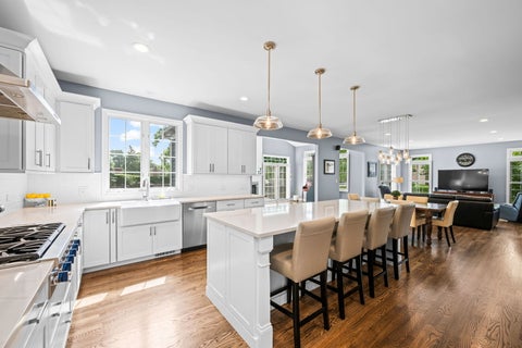 Tiny photo for 2733 N ELM Lane, Arlington Heights, IL 60004 (MLS # 12690885)