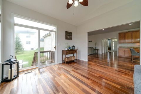 Tiny photo for 683 Niagara Drive, Volo, IL 60073 (MLS # 12466363)