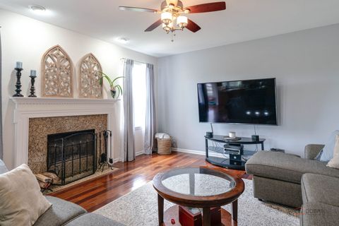 Tiny photo for 683 Niagara Drive, Volo, IL 60073 (MLS # 12466363)