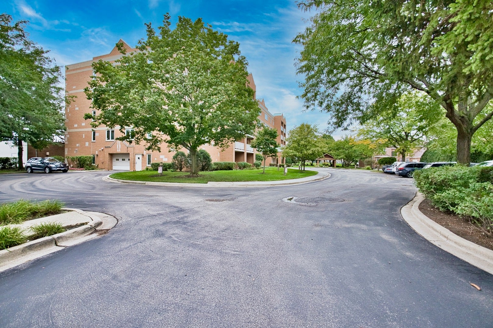 7450 N Waukegan Road 404