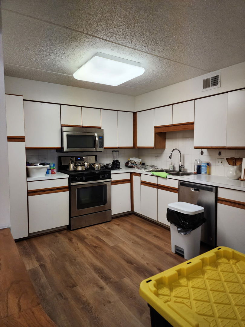 7450 N Waukegan Road 404