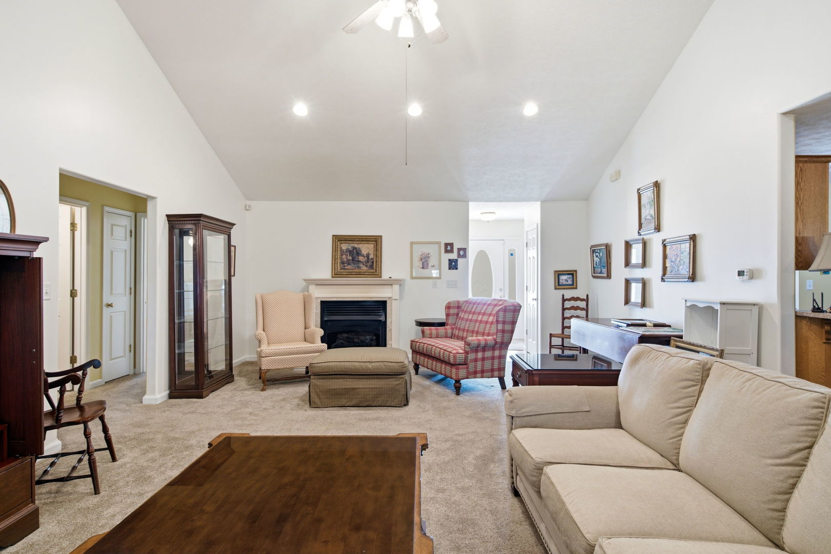 1815 Colonial Drive