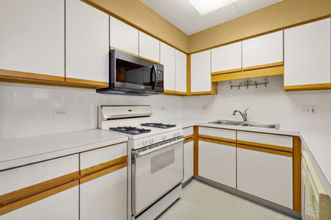 Tiny photo for 6755 N Milwaukee Avenue #303, Niles, IL 60714 (MLS # 12581386)