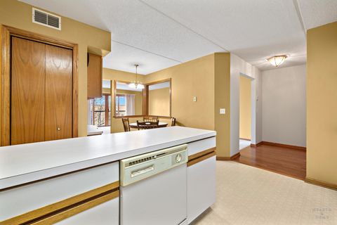 Tiny photo for 6755 N Milwaukee Avenue #303, Niles, IL 60714 (MLS # 12581386)
