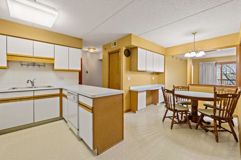 Tiny photo for 6755 N Milwaukee Avenue #303, Niles, IL 60714 (MLS # 12581386)