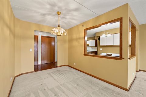 Tiny photo for 6755 N Milwaukee Avenue #303, Niles, IL 60714 (MLS # 12581386)