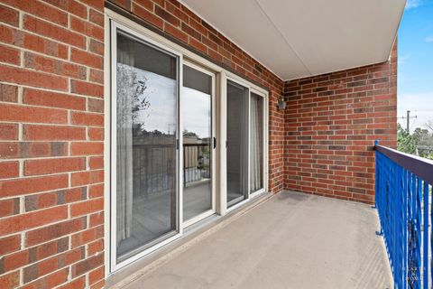 Tiny photo for 6755 N Milwaukee Avenue #303, Niles, IL 60714 (MLS # 12581386)