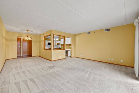Tiny photo for 6755 N Milwaukee Avenue #303, Niles, IL 60714 (MLS # 12581386)