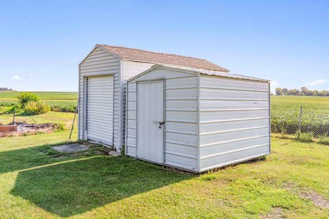 Tiny photo for 1453 E US Highway 52 Highway, Ottawa, IL 61350 (MLS # 12697183)