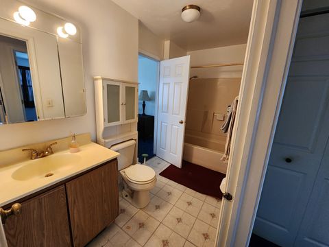 Tiny photo for 1429 Oxford Street, Carol Stream, IL 60188 (MLS # 12523331)