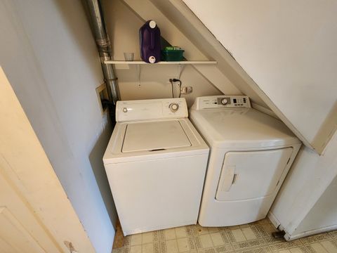 Tiny photo for 1429 Oxford Street, Carol Stream, IL 60188 (MLS # 12523331)