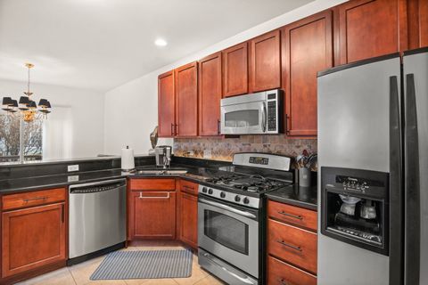 Tiny photo for 6131 Canterbury Lane, Hoffman Estates, IL 60192 (MLS # 12538574)