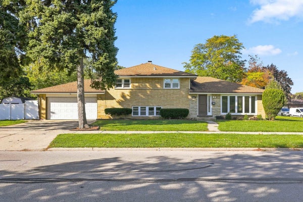 1586 MARSHALL DR, DES PLAINES, IL 60018 - Image 6a29ff3404a49c163dcb6ff337f294bb/3829953722