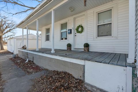Tiny photo for 205 E Oak Street, Fairbury, IL 61739 (MLS # 12573755)