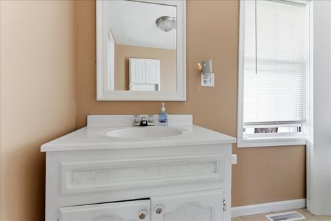 Tiny photo for 205 E Oak Street, Fairbury, IL 61739 (MLS # 12573755)