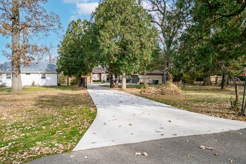 Tiny photo for 4215 OAKLANE Road, Rockford, IL 61109 (MLS # 12552041)