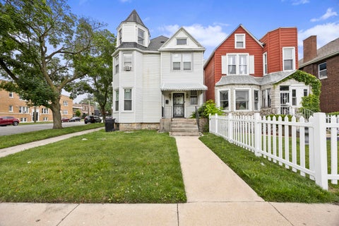 Photo of 8956 S Dauphin Avenue, Chicago, IL 60619 (MLS # 12683212)