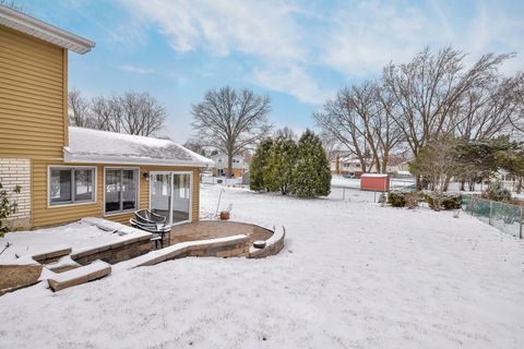 Tiny photo for 1926 Cheshire Lane, Wheaton, IL 60189 (MLS # 12575241)