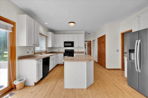 Tiny photo for 24963 Heritage Oaks Drive, Plainfield, IL 60585 (MLS # 12698621)