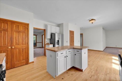 Tiny photo for 24963 Heritage Oaks Drive, Plainfield, IL 60585 (MLS # 12698621)