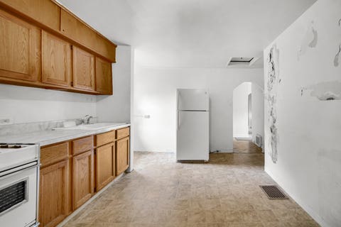 Tiny photo for 7621 S Perry Avenue, Chicago, IL 60620 (MLS # 12728678)