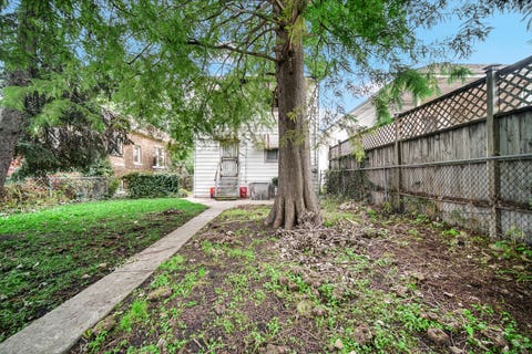 Tiny photo for 7621 S Perry Avenue, Chicago, IL 60620 (MLS # 12728678)