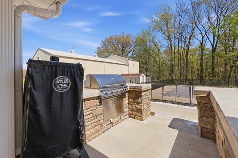 Tiny photo for 10170 Stilleys Mill Road, Marion, IL 62959 (MLS # 12615007)