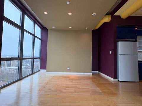 Tiny photo for 1000 W Leland Avenue #12BC, Chicago, IL 60640 (MLS # 12622656)