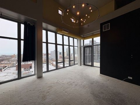 Tiny photo for 1000 W Leland Avenue #12BC, Chicago, IL 60640 (MLS # 12622656)