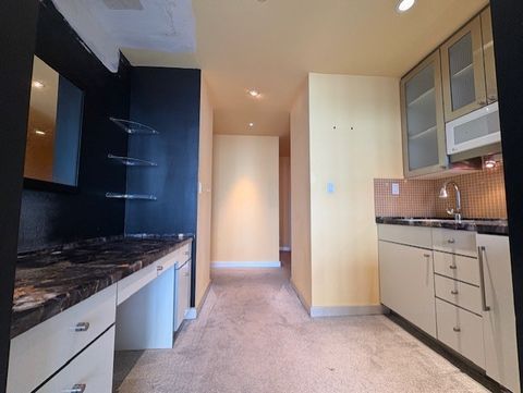 Tiny photo for 1000 W Leland Avenue #12BC, Chicago, IL 60640 (MLS # 12622656)