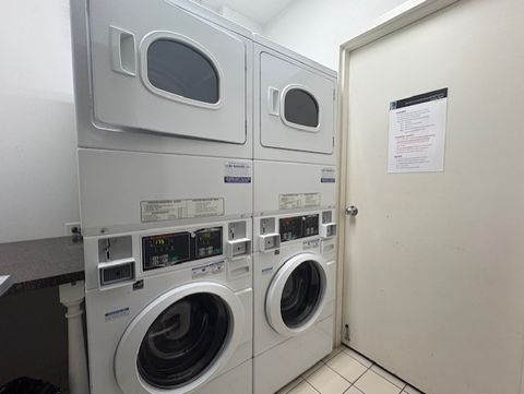 Tiny photo for 1000 W Leland Avenue #12BC, Chicago, IL 60640 (MLS # 12622656)