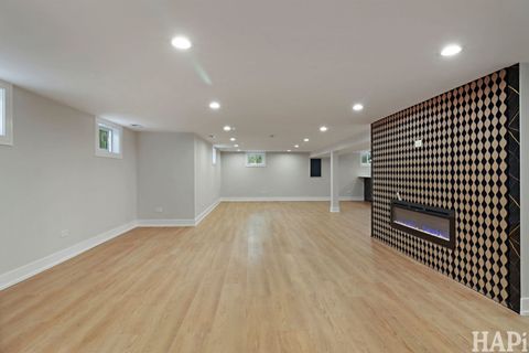 Tiny photo for 1100 N Hicks Road, Palatine, IL 60067 (MLS # 12622904)