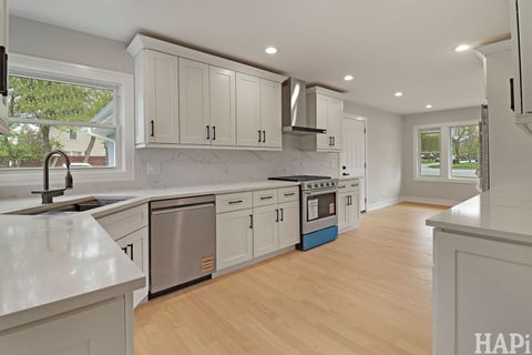 Tiny photo for 1100 N Hicks Road, Palatine, IL 60067 (MLS # 12622904)