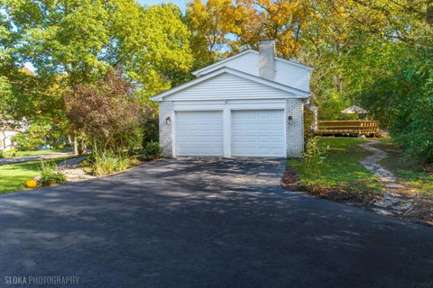 Tiny photo for 121 S Hills Drive, Tower Lakes, IL 60010 (MLS # 12763097)