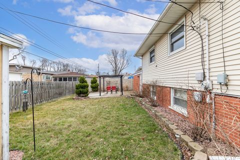 Tiny photo for 277 May Court, Chicago Heights, IL 60411 (MLS # 12556369)