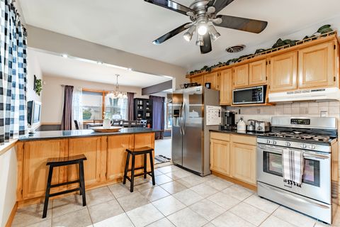 Tiny photo for 277 May Court, Chicago Heights, IL 60411 (MLS # 12556369)