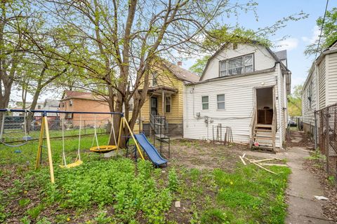 Tiny photo for 6012 S Honore Street, Chicago, IL 60636 (MLS # 12629565)