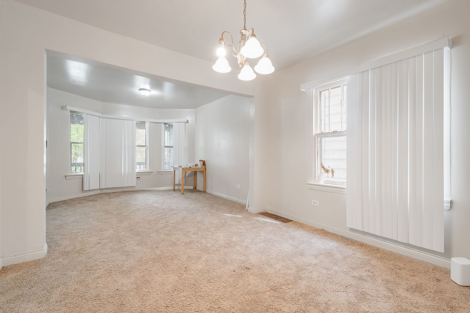 6012 S Honore Street