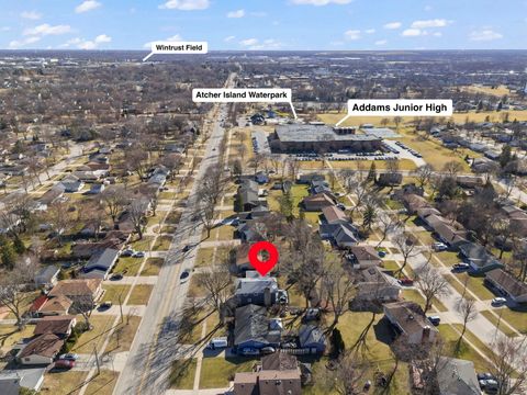 Tiny photo for 526 S SPRINGINSGUTH Road, Schaumburg, IL 60193 (MLS # 12572735)