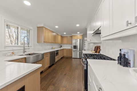 Tiny photo for 526 S SPRINGINSGUTH Road, Schaumburg, IL 60193 (MLS # 12572735)