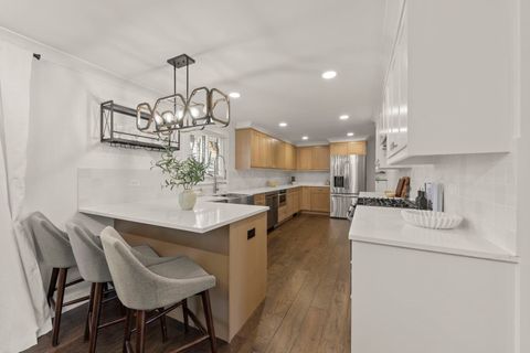 Tiny photo for 526 S SPRINGINSGUTH Road, Schaumburg, IL 60193 (MLS # 12572735)