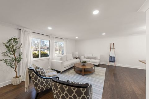 Tiny photo for 526 S SPRINGINSGUTH Road, Schaumburg, IL 60193 (MLS # 12572735)