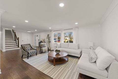 Tiny photo for 526 S SPRINGINSGUTH Road, Schaumburg, IL 60193 (MLS # 12572735)