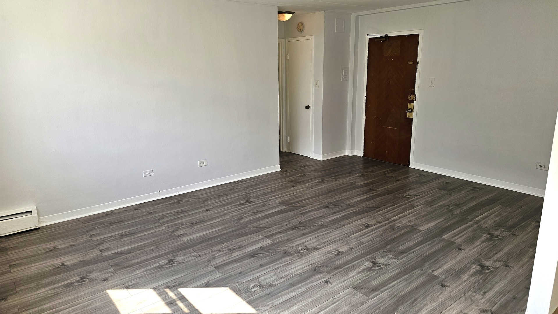 2025 W GRANVILLE Avenue 305