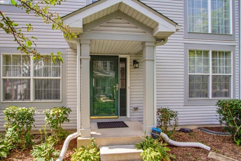 Tiny photo for 1284 Horseshoe Court, Bartlett, IL 60103 (MLS # 12755890)