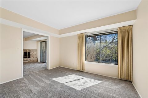 Tiny photo for 720 St. Andrews Lane #24, Crystal Lake, IL 60014 (MLS # 12603500)