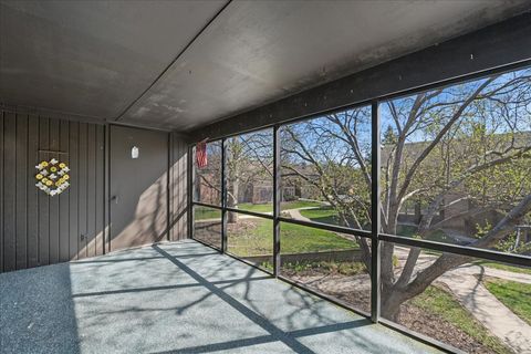 Tiny photo for 720 St. Andrews Lane #24, Crystal Lake, IL 60014 (MLS # 12603500)