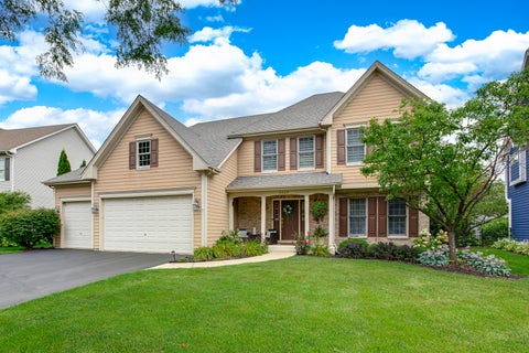Photo of 2423 Bainbridge Boulevard, West Chicago, IL 60185 (MLS # 12723740)