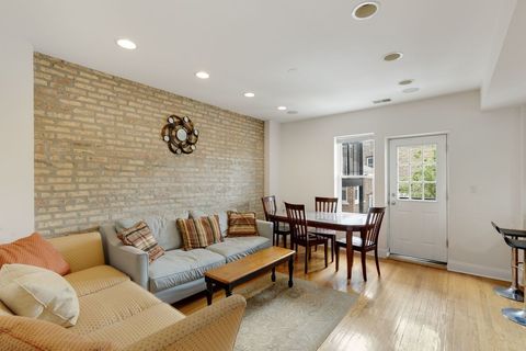 Tiny photo for 2935 W Rosemont Avenue #2, Chicago, IL 60659 (MLS # 12658251)