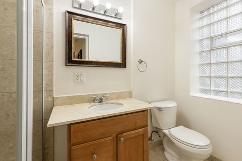 Tiny photo for 2935 W Rosemont Avenue #2, Chicago, IL 60659 (MLS # 12658251)